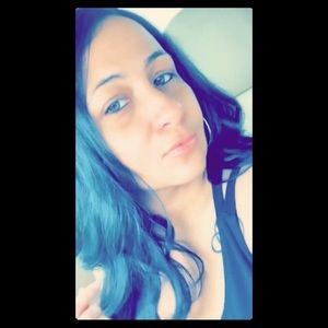 Meet your Posher, April